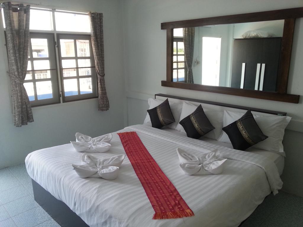 Chaam Guesthouse تشا أم المظهر الخارجي الصورة