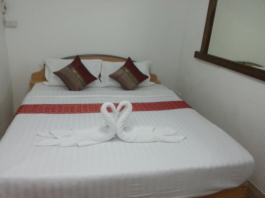 Chaam Guesthouse تشا أم المظهر الخارجي الصورة