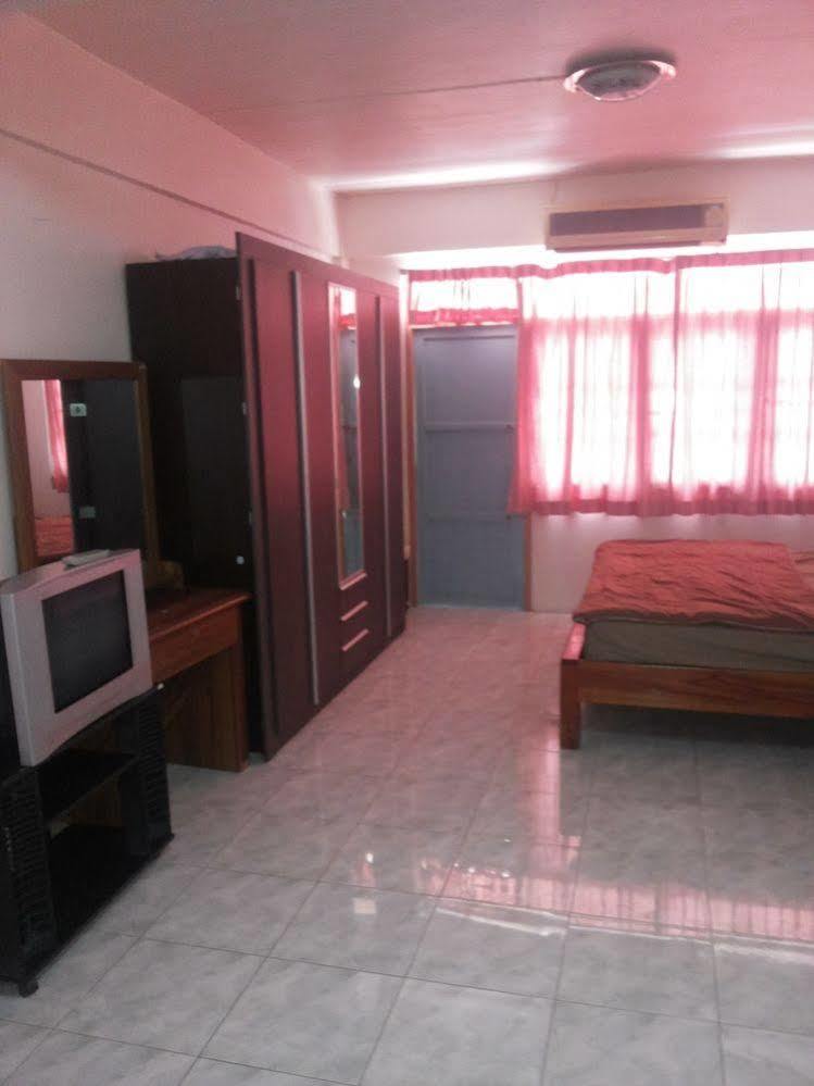 Chaam Guesthouse تشا أم المظهر الخارجي الصورة