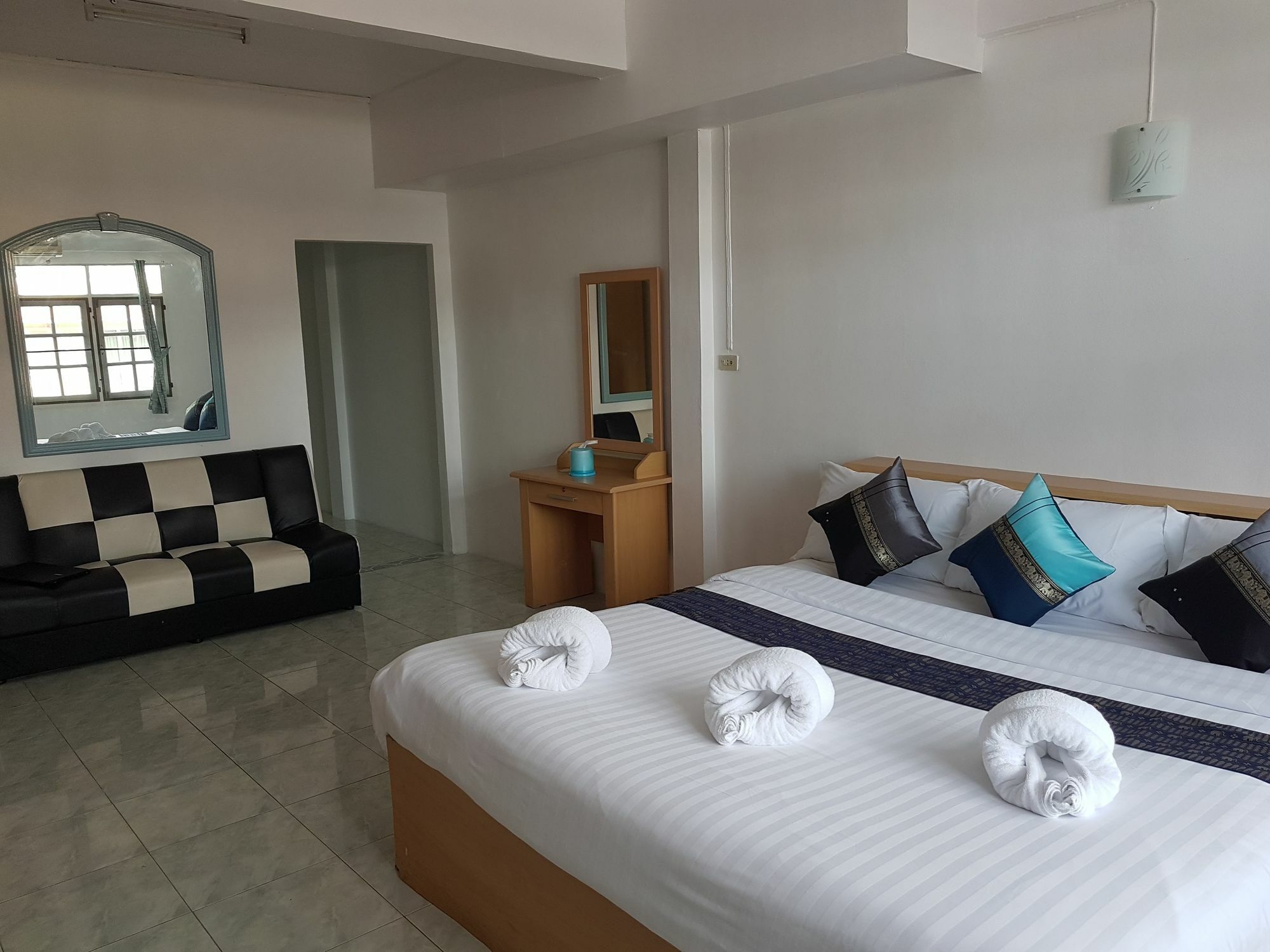 Chaam Guesthouse تشا أم المظهر الخارجي الصورة